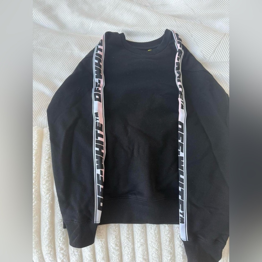 Off-White Black Sweatshirt with Ribbed Collar